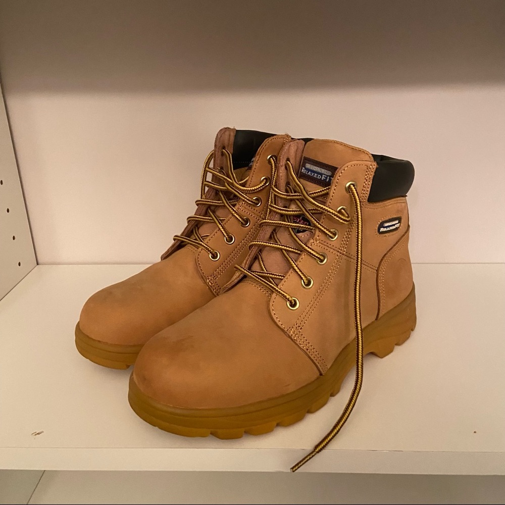 Sketchers work boots